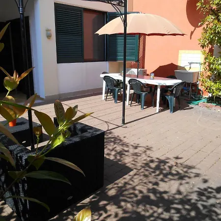 بيت للعطل Red Con Spazio Esterno A 50 Metri Dalla *