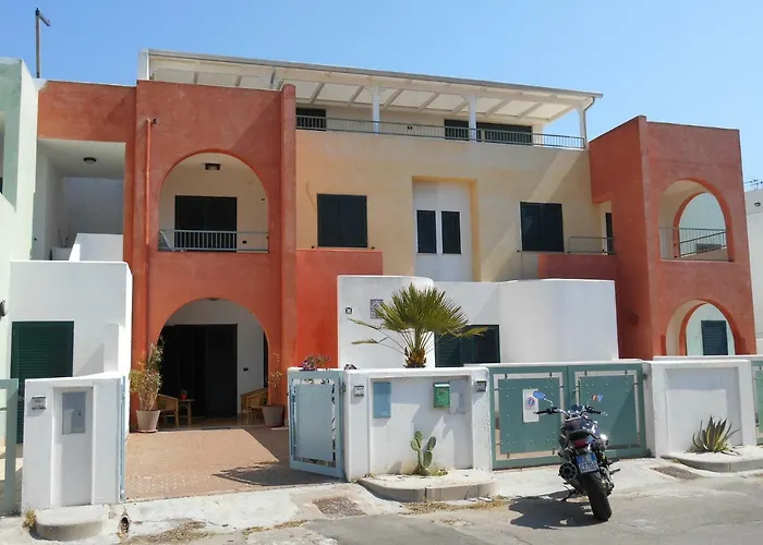 Red Con Spazio Esterno A 50 Metri Dalla Gallipoli